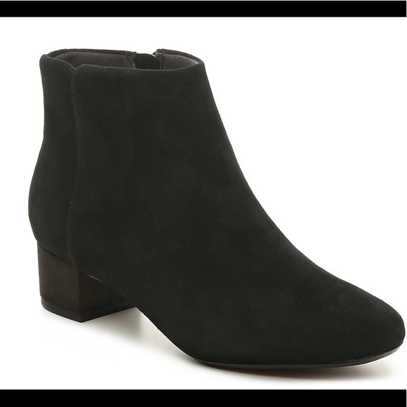 chartli lilac leather booties